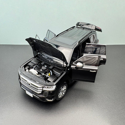 LCD Model Toyota Land Cruiser LC300 ZX Collection 1:18 Diecast Model Car - scale model for display
