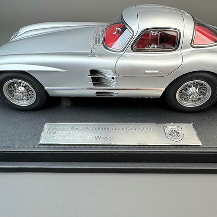 V8 Model Mercedes-Benz 300 SLR 1:18 Resin Model Car - detailed die-cast style model