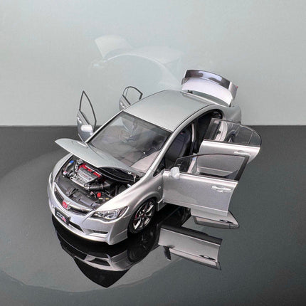 Motorhelix Honda Civic FD2 1:18 Diecast Model Car - scale model for display