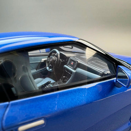 GT Spirit Nissan GT-R R35 Blue GT521 1:18 Resin Model Car - detailed die-cast style model