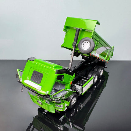 Jiefang J6 Muck Truck Green 1:24 Diecast Model Truck - detailed die-cast style model