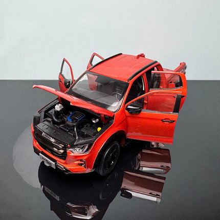 YX Car Model Isuzu Pickup Truck 1:18 Diecast Model Pickup - scale model for display