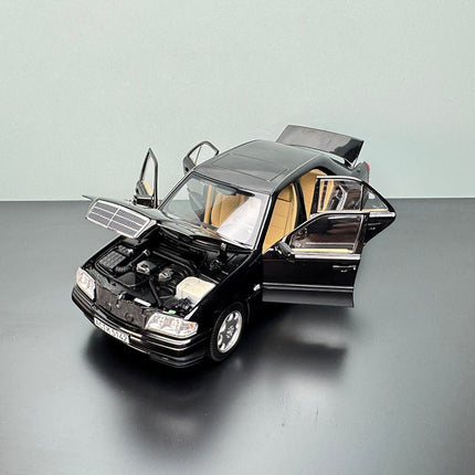 Norev Mercedes-Benz C-Class W205 Black 1:18 Diecast Model Car - collector edition scale model