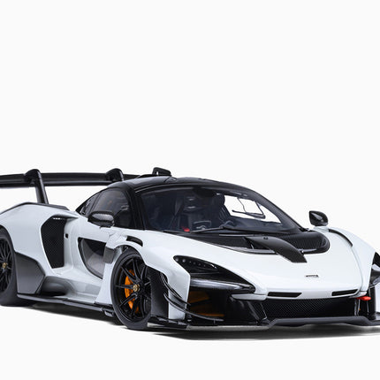 https://www.mydiecastcars.com/wp-content/uploads/2026/05/81953w-scaled-1.jpg