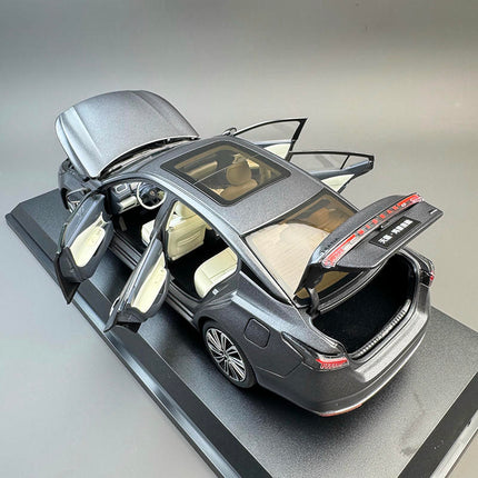 YX Car Model Nissan Altima 2026 Matte Black 1:18 Diecast Model Car - detailed die-cast style model