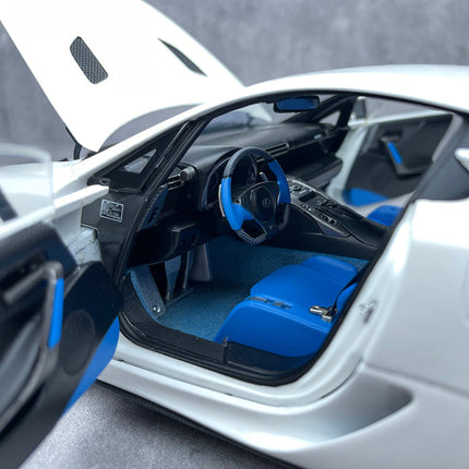 Lexus LFA Pop-Up Spoiler Edition 1:18 Diecast Model Car - collector edition scale model