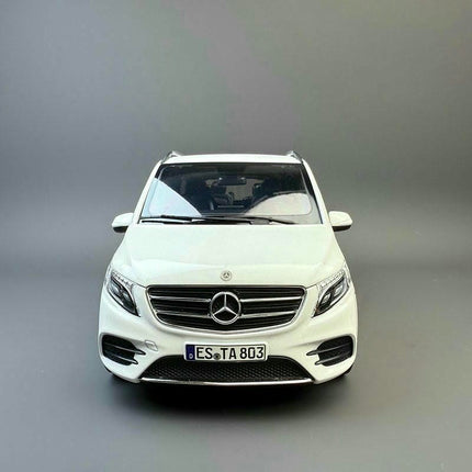 Norev Mercedes-Benz V260 1:18 Diecast Model Car - detailed die-cast style model