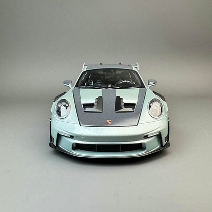 Minichamps Porsche 911 GT3 RS 1:18 Diecast Model Car - collector edition scale model