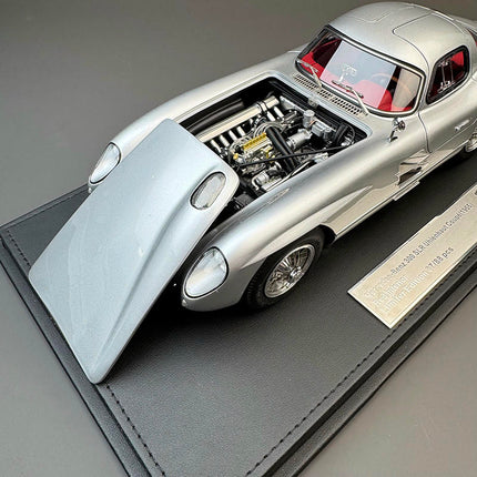 V8 Model Mercedes-Benz 300 SLR 1:18 Resin Model Car - collector edition scale model
