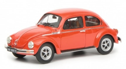 Red diecast model car Volkswagen Beetle 1:18 scale, classic compact design