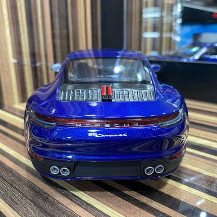 Minichamps Porsche 911 Carrera 4S 2019 1:18 Resin Model Blue - collectible scale model car