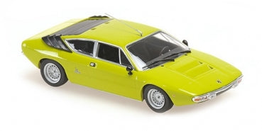 1:18 scale lime green diecast model car with sleek vintage sports design