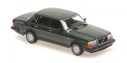 1:43 scale dark green diecast model car sedan with realistic detailing