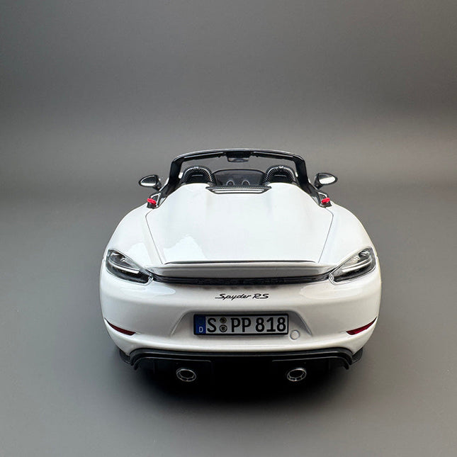 Norev Porsche Spyder RS 718 White 1:18 Diecast Model Car - studio product photo of the scale model