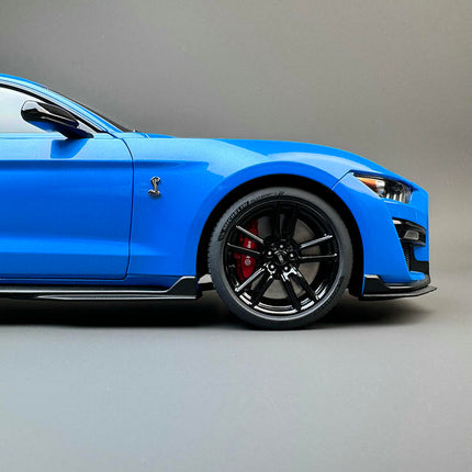AutoArt Ford Mustang Shelby GT500 Blue 1:18 Diecast Model Car - detailed die-cast style model