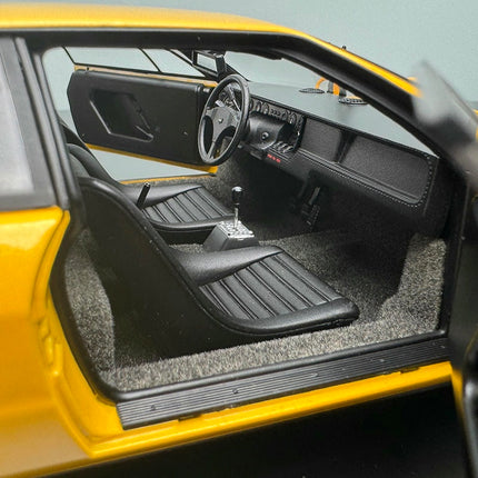 Kyosho Lamborghini Urraco Rally – 1:18 Diecast Model Car - showroom-quality model replica