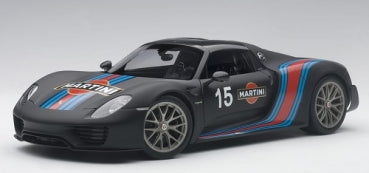 1:18 scale diecast Porsche 918 Spyder model car with Martini racing livery, number 15.