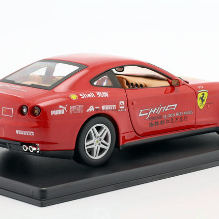 https://automodele.eu/environment/cache/images/productGfx_752632_0_0/AB24F038-Ferrari-612-Scaglietta-China-15000-Red-Miles-2004-Red--Silver-Bburago-124.jpg