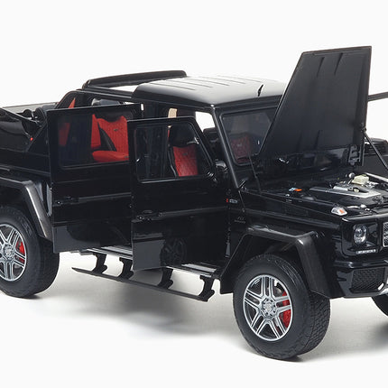 https://www.mydiecastcars.com/wp-content/uploads/2026/03/Almost-Real_Mercedes-Maybach-G-650-Landaulet-4.jpg