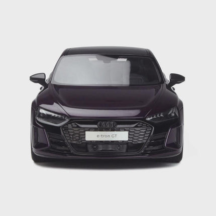 Audi RS e-tron GT 2021 Resin Model Car, Merlin Purple 1:18 Scale