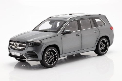 https://automodele.eu/environment/cache/images/productGfx_751038_500_500/B66960623-Mercedes-Benz-GLS-class-X167-2019-Selenite-Grey-Jaditoys-118.jpg