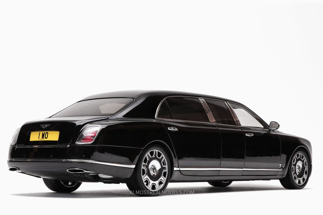https://www.mydiecastcars.com/wp-content/uploads/2020/03/Bentley-Mulsanne-Grand-Limousine-black-almost-real-2w.jpg
