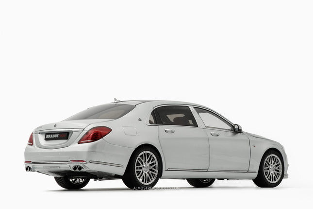 https://www.mydiecastcars.com/wp-content/uploads/2019/12/Brabus-maybach-mercedes-s-class-silver-2w.jpg