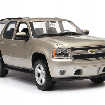 Chevrolet Tahoe 2008 Welly 1:24 22509 Diecast Model with Custom Plates