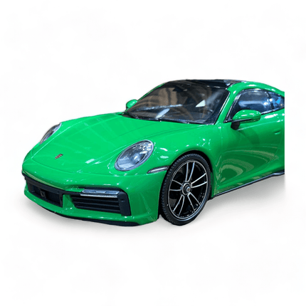 Minichamps Porsche 911 Turbo S 1:18 Resin Model Car Green - collector display piece