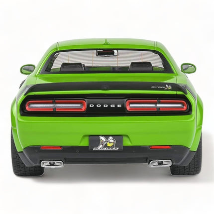 Solido 1:18 Diecast Dodge Challenger R/T SCAT Green Model Car - collectible scale model car