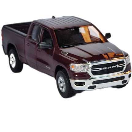 Dodge RAM 1500 2019 Welly 1:27 Diecast Model Car Metal Collector Scale Model with Custom Plates
