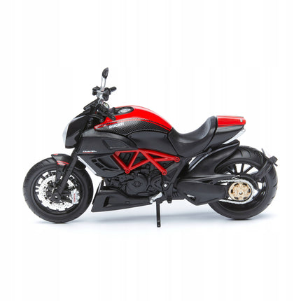 https://a.allegroimg.com/original/115b92/ca3868834165a043a3203600880b/Ducati-Diavel-Carbon-2011-Maisto-KIT-1-12-Model-Do-Skladania-Zlozenia-DIY-EAN-GTIN-8719247461377