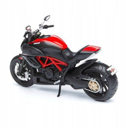 https://a.allegroimg.com/original/116bb6/6bdfbf7f42d3b14e53425e3445b8/Ducati-Diavel-Carbon-2011-Maisto-KIT-1-12-Model-Do-Skladania-Zlozenia-DIY-Marka-Maisto
