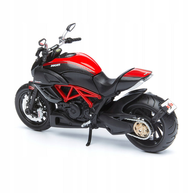 https://a.allegroimg.com/original/116bb6/6bdfbf7f42d3b14e53425e3445b8/Ducati-Diavel-Carbon-2011-Maisto-KIT-1-12-Model-Do-Skladania-Zlozenia-DIY-Marka-Maisto