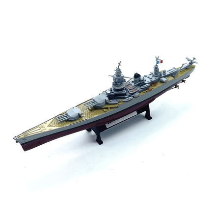 https://cdn.shopify.com/s/files/1/0567/1364/2151/files/Dunkerque-Battleship-WWII-French-Navy-1-1000-Scale-Diecast-Model-1.jpg?v=1703164719