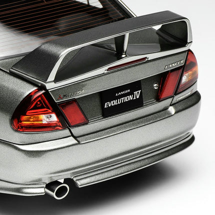Motorhelix Mitsubishi Lancer Evolution IV Steel Silver 1:18 Diecast Model Car - showroom-quality model replica