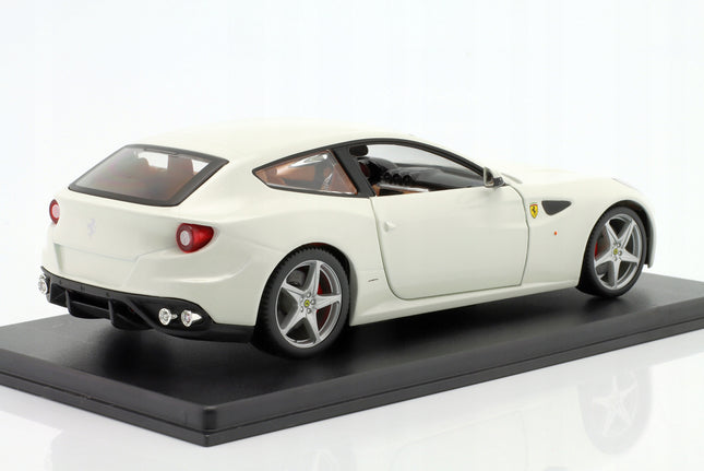 https://a.allegroimg.com/original/116950/c77cf70f4543be7e8cd10e8a56ce/Ferrari-FF-Four-2011-White-Bburago-1-24-Edicola-Model-Samochodu-AB24F012-Kod-producenta-AB24F012-mag24FF2011