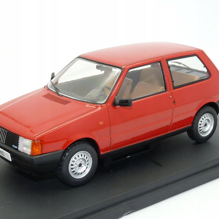 https://a.allegroimg.com/original/1117ce/c1ace1ce48d5812c6e47941ccc17/Fiat-Uno-1983-Red-WhiteBox-1-24-Czerwony-Metalowy-Model-Samochodu-WB124257-Skala-skale-1-19-do-1-25