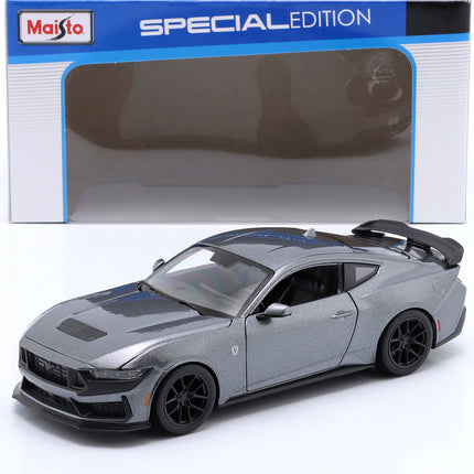 https://a.allegroimg.com/original/11741a/5c0674384116832195a995ca1972/Ford-Mustang-Dark-Horse-Darkhorse-2024-Maisto-1-24-Szary-Model-Samochodu-Gy-Skala-skale-1-19-do-1-25