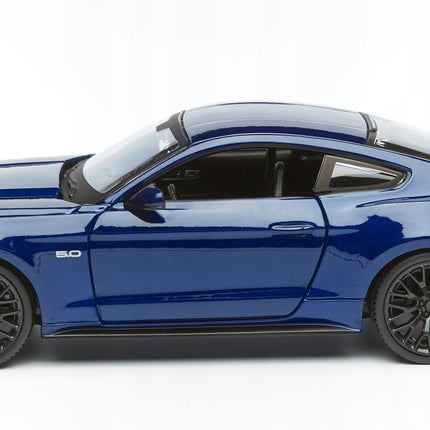 https://a.allegroimg.com/original/117431/97b66e50407a90f47afbb3036a88/Ford-Mustang-GT-5-0-2015-Blue-Maisto-1-24-Niebieski-Model-Samochodu-31508-EAN-GTIN-5905261380562