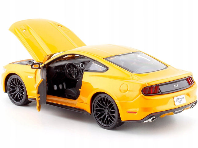 https://a.allegroimg.com/original/11fc66/4ec0f32c4b3d90bb84667184c065/Ford-Mustang-GT-5-0-2015-Pomaranczowy-Maisto-1-24-Metalowy-Model-Samochodu-EAN-GTIN-5905261382528