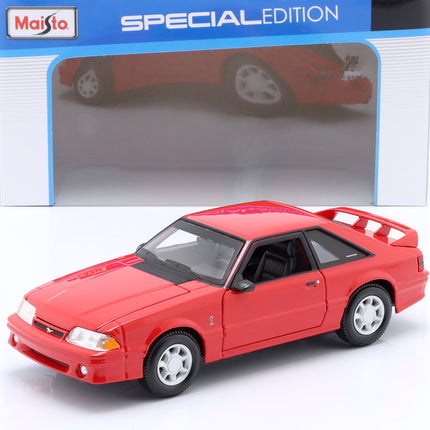 https://a.allegroimg.com/original/118a51/12e40673422c868a5d5540a1d5a3/Ford-Mustang-SVT-Cobra-1993-Maisto-1-24-Czerwony-Metalowy-Model-Samochodu-Skala-skale-1-19-do-1-25