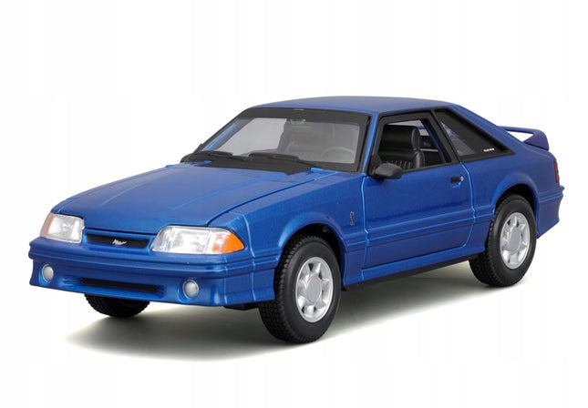https://a.allegroimg.com/original/110d0b/b584752944d9ae0a000f2923a84a/Ford-Mustang-SVT-Cobra-1993-Maisto-KIT-1-24-Model-do-Skladania-Zlozenia-DIY-EAN-GTIN-8719247910684
