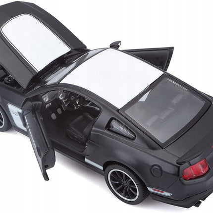Ford Mustang Boss 302 Black 1:24 Maisto Special Edition Diecast Muscle Car with Custom Plates