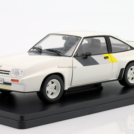 https://automodele.eu/environment/cache/images/productGfx_741789_0_0/G1648003-Opel-Manta-B-400-1981-White-Hachette-124.jpg