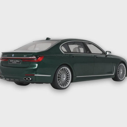 GT Spirit BMW Alpina B7 Saloon 2022 Green 1:18 Limited Edition Resin Luxury Sedan Model GT942