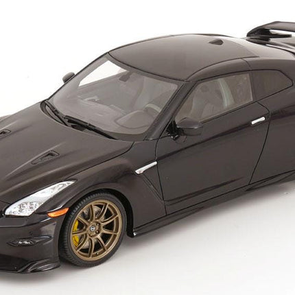 GT Spirit Nissan GT-R R35 Takumi Edition 2024 1:18 Resin Model Black Limited 999 GT932 Collector Car