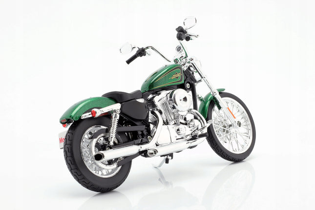 https://a.allegroimg.com/original/11dfee/b12c662f4aad951906a42993a1e9/Harley-Davidson-XL-1200V-Seventy-Two-2013-Maisto-1-12-Model-Motocykla-32335-Stan-opakowania-oryginalne