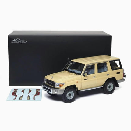 https://cdn.shopify.com/s/files/1/0595/1507/6682/files/ID_818249422185.jpg?v=1765160884