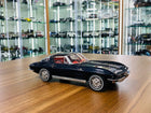 AutoArt Corvette C2 Sting Ray 1963 Daytona Blue 1:18 Diecast Model Car - detailed collector display model